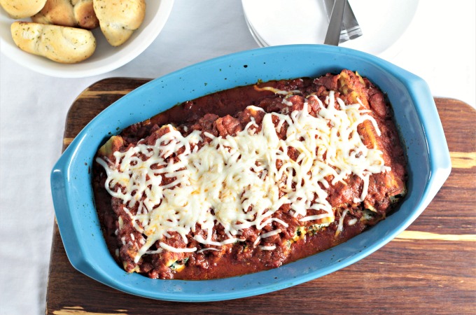  Spinach Manicotti features ricotta, mozzarella, and Parmesan cheese, spinach, jar sauce and is a super easy meatless dish that is also very nutritious.