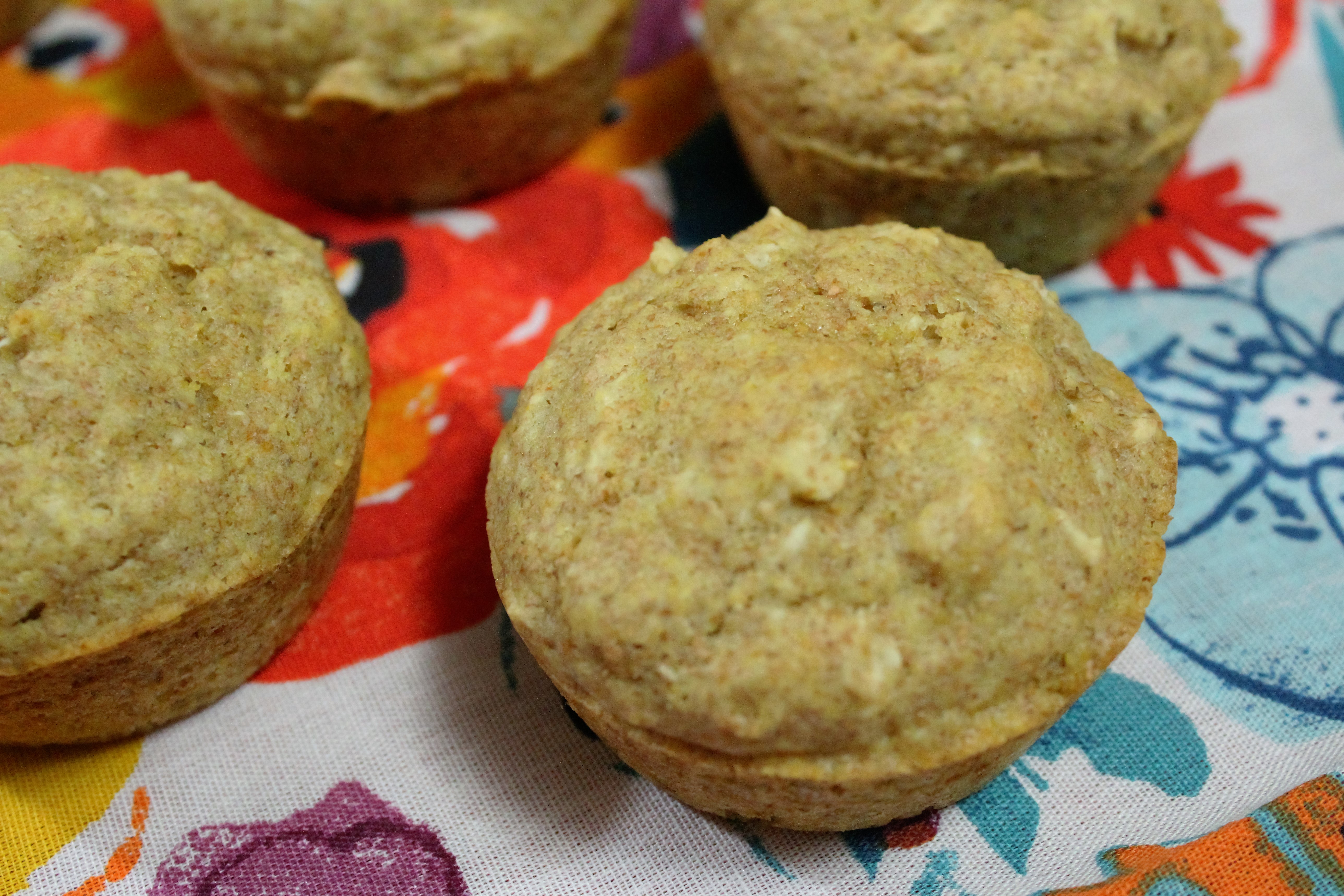 Looking for a quick and easy lowfat wheat corn muffin? Well these muffins combine oats, wheat flour and cornmeal. www.mindyscookingobsession.com