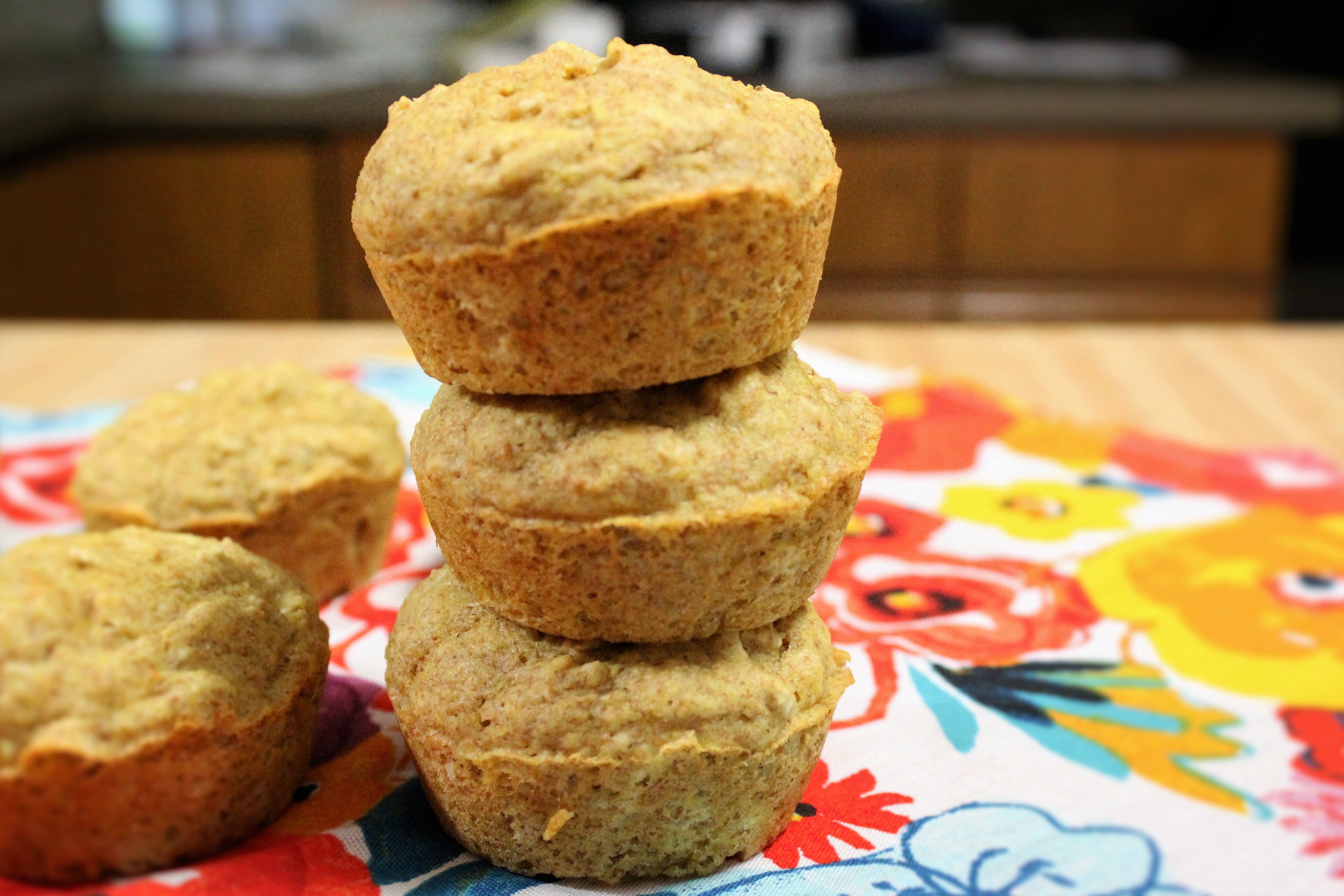 Looking for a quick and easy lowfat wheat corn oat muffins? Well these muffins combine oats, wheat flour and cornmeal. www.mindyscookingobsession.com