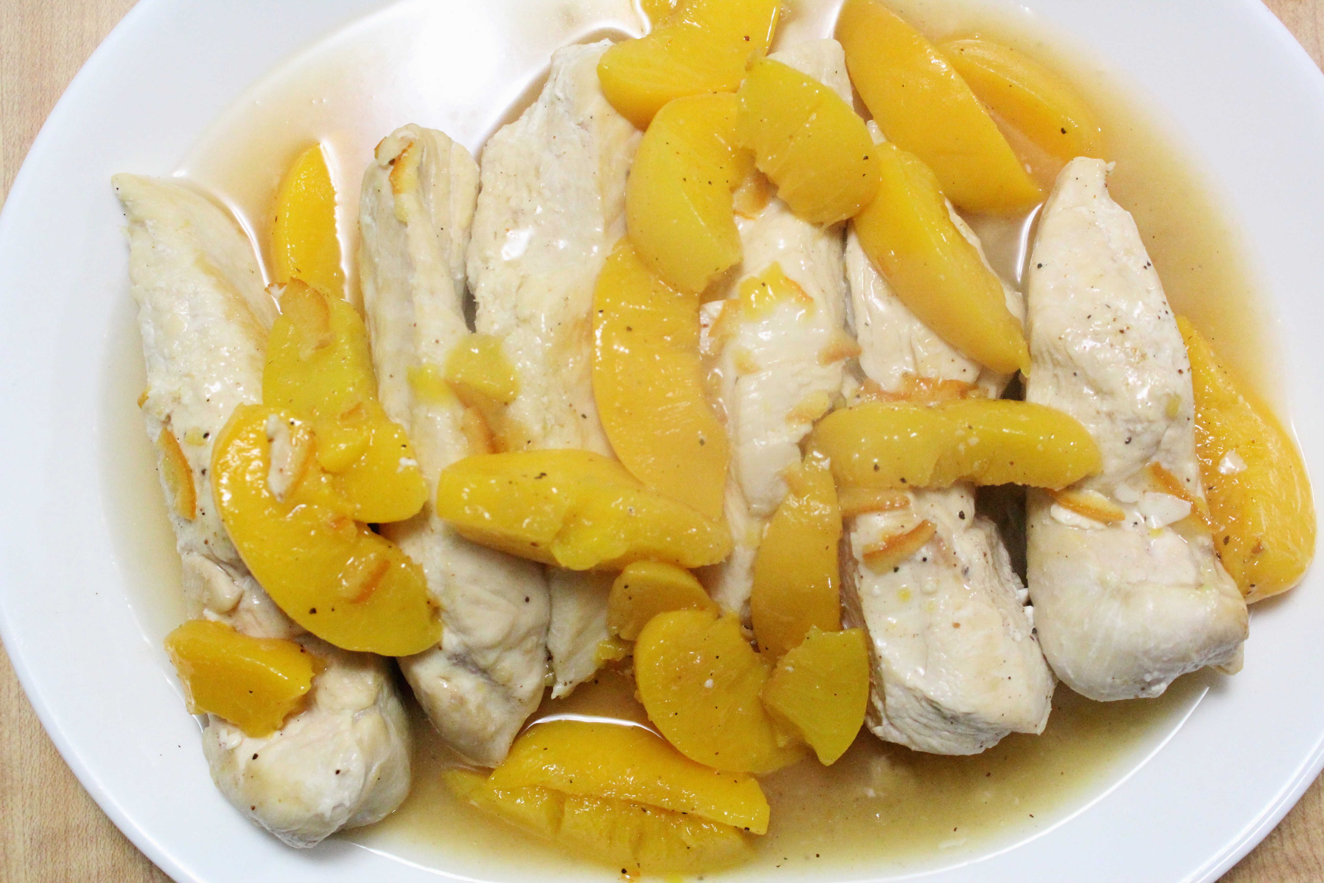 Looking for a quick, healthy dish that is more than ordinary? Then check out this recipe for Chicken with Spiced Peaches @ http://wp.me/p7kAQb-mR