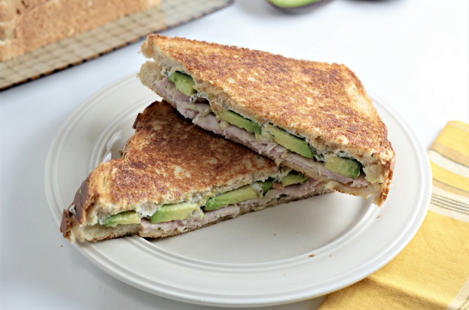 Grilled Turkey Avocado Ranch Cream Cheese Sandwich makes a quick, healthy and tasty lunch or dinner. Why go to the deli when you can make this at home?