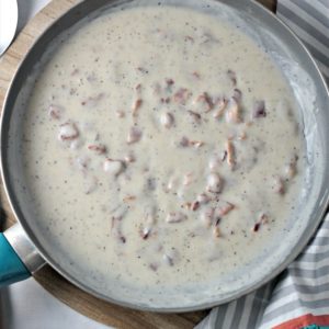 Bacon Gravy (Country Gravy) only requires 5 ingredients. Bacon, fat, flour, milk, salt and pepper is all you need to make this classic comfort food!