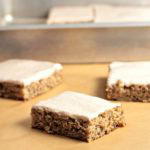 Banana Breakfast Cake contains no oil and has a healthy 3 ingredient Greek yogurt frosting. Who doesn’t want a healthful version of cake for breakfast?!