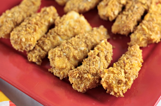 Honey Bunches of Oats® Crusted Fish Sticks only use 4 ingredients; Honey Bunches of Oats with Almonds, cod, flour, and egg. Healthy homemade fish sticks.