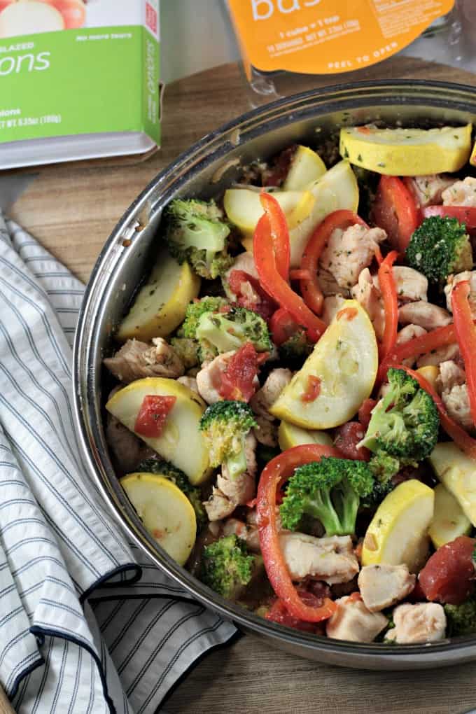 Basil Chicken and Vegetables combines olive oil, garlic, onion, basil chicken, zucchini, broccoli and bell pepper to make a delicious and healthy dish.