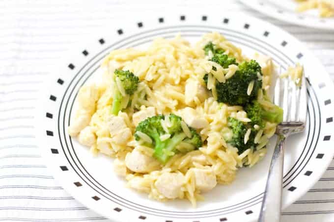 Cheesy Chicken & Broccoli Orzo - a quick and easy one pot meal with only 7 ingredients; chicken, broth, broccoli, orzo, cheese, salt, pepper.