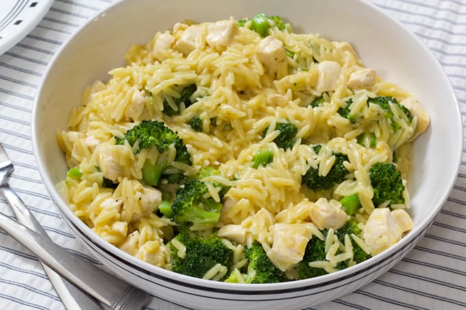 Cheesy Chicken & Broccoli Orzo - a quick and easy one pot meal with only 7 ingredients; chicken, broth, broccoli, orzo, cheese, salt, pepper.