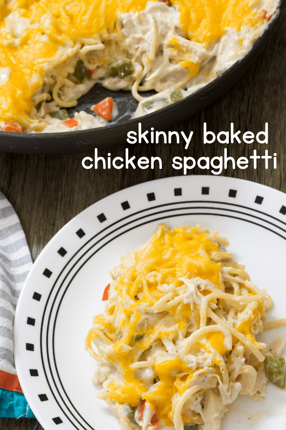 Skinny Baked Chicken Spaghetti - tender chicken and spaghetti in a cream cheese sauce is baked in the oven and topped with cheddar cheese. #bakedspaghetti #chickenspaghetti #skinnyrecipe #healthierrecipe #lightenedupchickenspaghetti #heallthybakedspaghetti