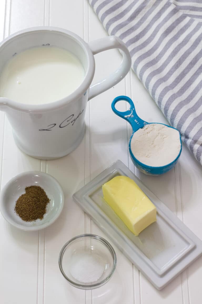 Easy Homemade Southern White Country Gravy Recipe Mindy's Cooking Obsession