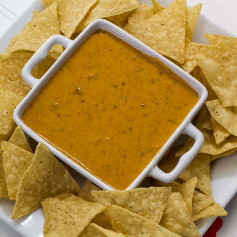 Copycat Chili's Skillet Queso Recipe (no Velveeta) Mindy's Cooking