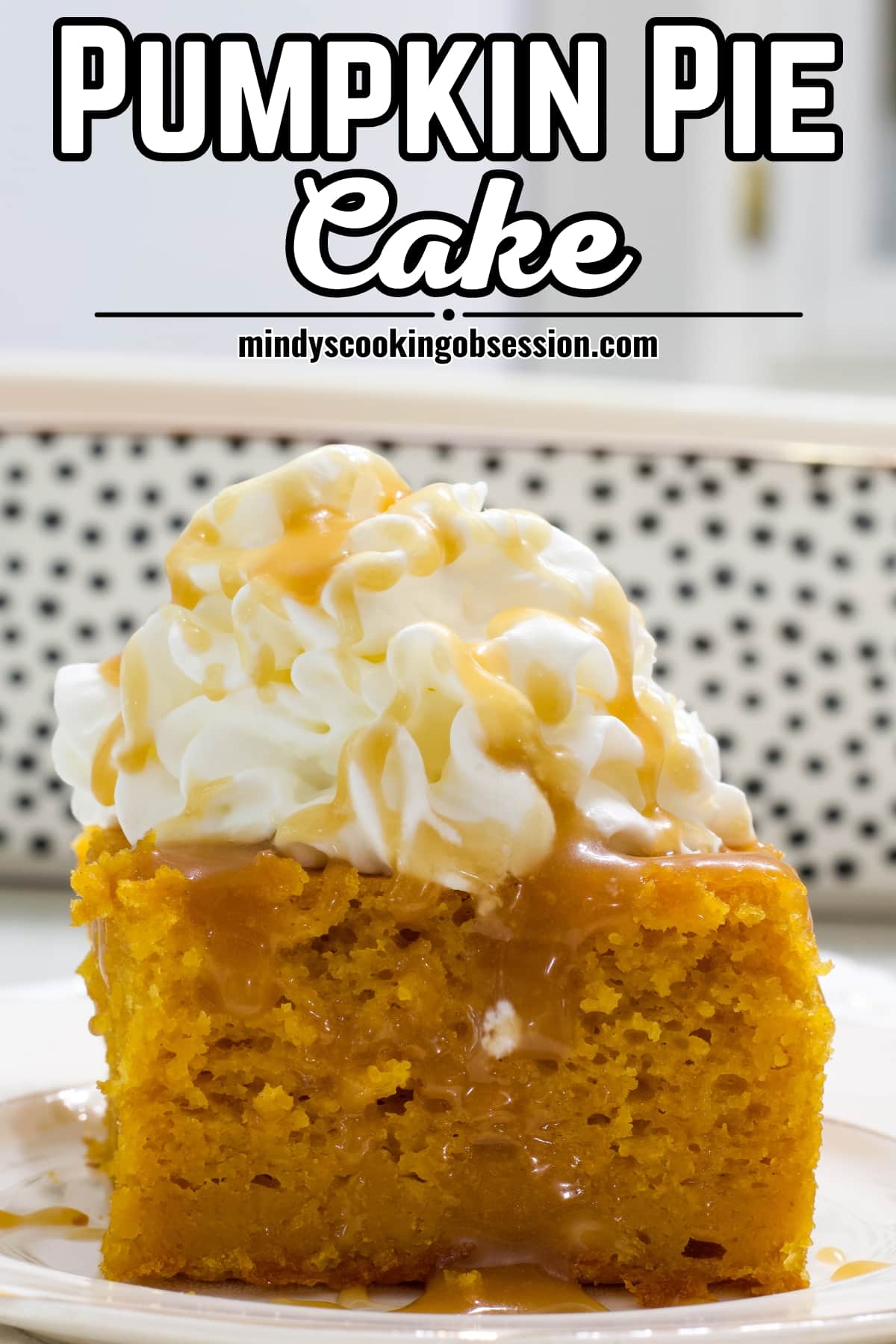 The Best Pumpkin Pie Cake is an easy 4 ingredient recipe - it's a simple Thanksgiving favorite that is so much easier than traditional pumpkin pie. via @mindyscookingobsession