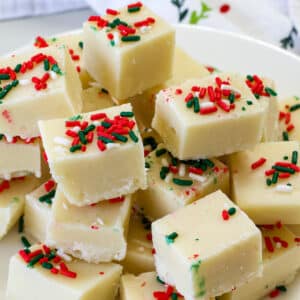 The feature image of several pieces of fudge on a plate.
