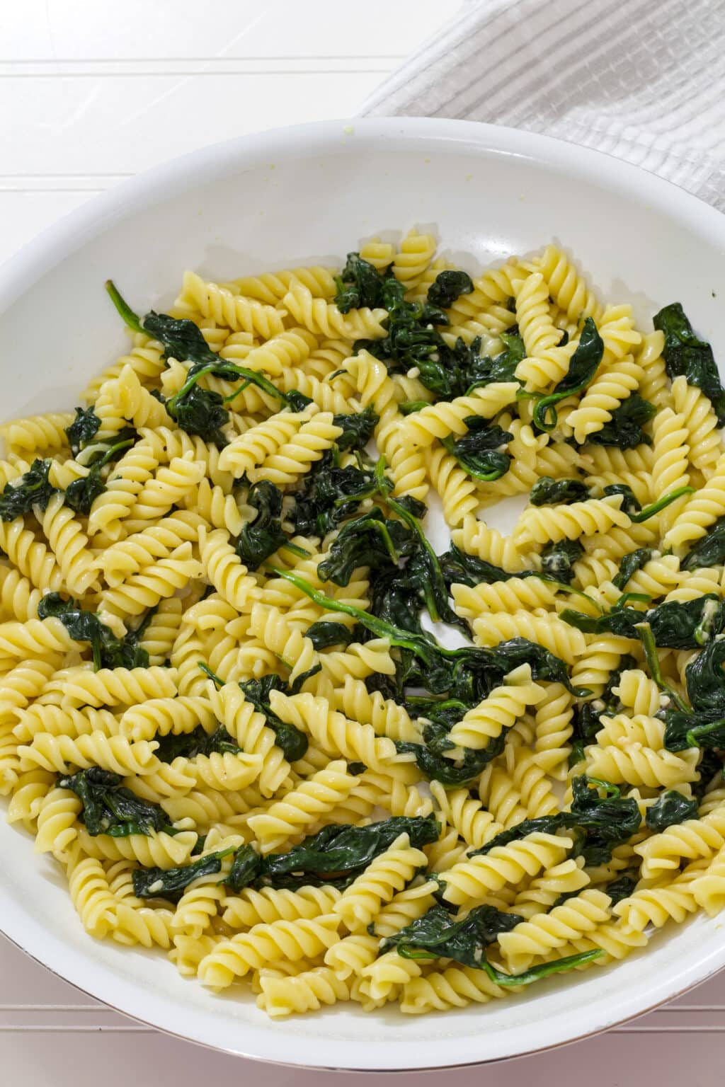 Easy Garlic Butter Pasta and Sautéed Spinach Recipe - Mindy's Cooking ...