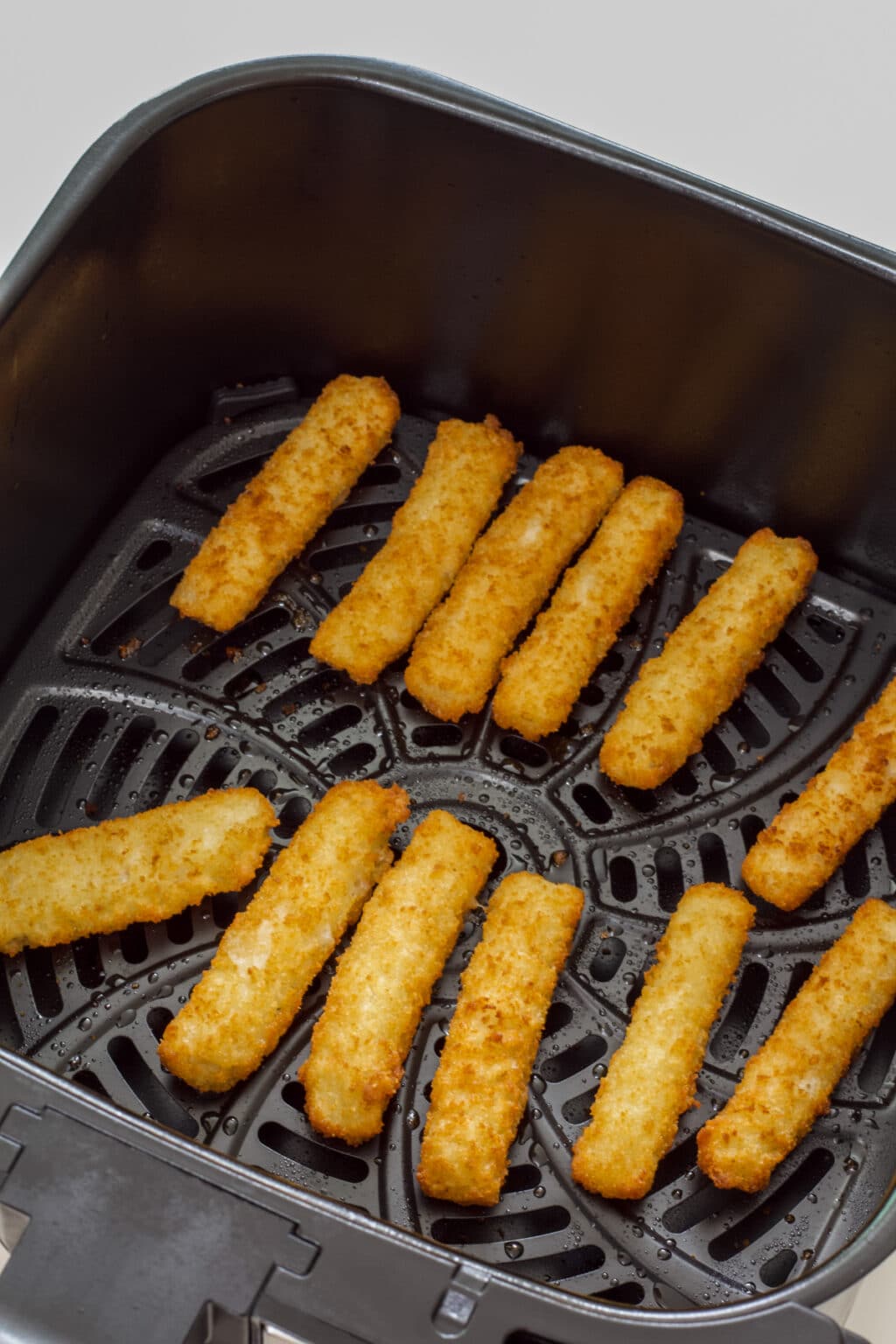 Best Crunchy Frozen Fish Sticks in the Air Fryer Mindy's Cooking