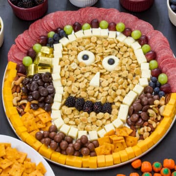 Feature image of the finished Halloween Skull charcuterie board.