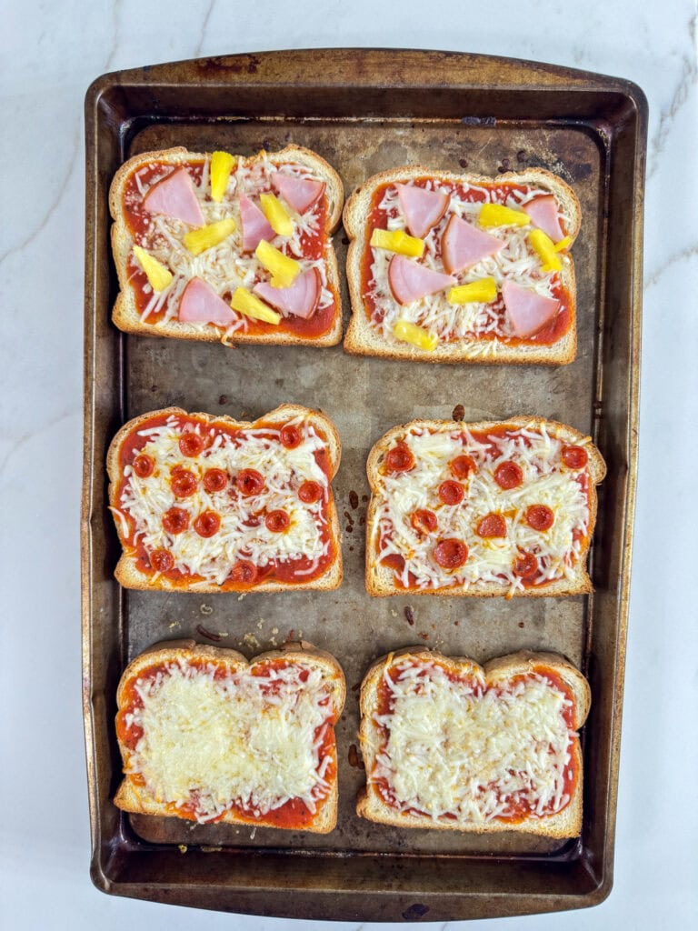 The six pieces of Pizza on Sourdough Bread after they've been baked in the oven.